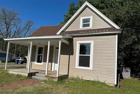 722 S 19th St, Fort Smith, AR 72901