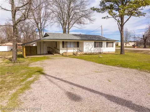 Exterior - 254 Main St, Alma, AR 72921 photo 2 of 8