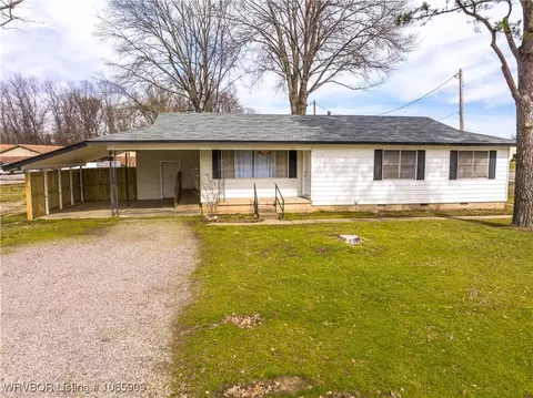 254 Main St, Alma, AR 72921