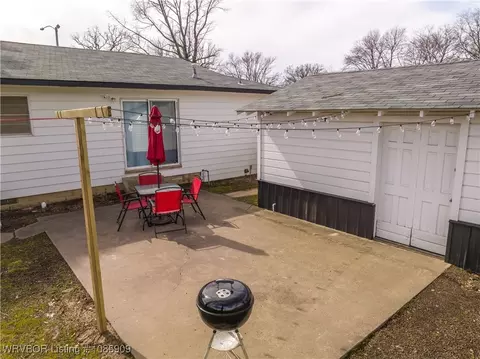 Exterior - 254 Main St, Alma, AR 72921 photo 6 of 8