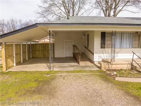 Exterior - 254 Main St, Alma, AR 72921 photo 3 of 8
