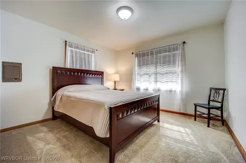 Bedroom - 254 Main St, Alma, AR 72921 photo 4 of 12