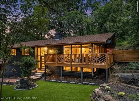 12 Carthage Cir, Fort Smith, AR 72901