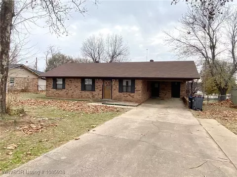 1029 Church St, Alma, AR 72921