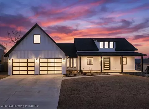 1717 River Rdg, Van Buren, AR 72956