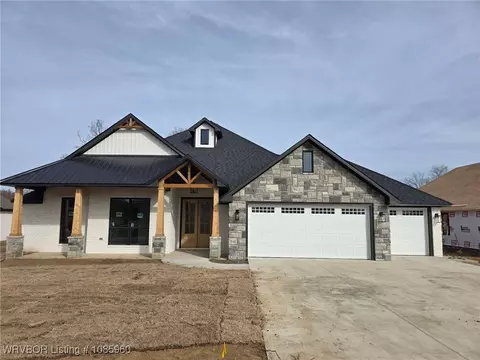 418 Brown Quail Trce, Barling, AR 72923