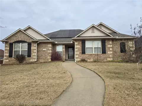 1906 Yukon Dr, Barling, AR 72923
