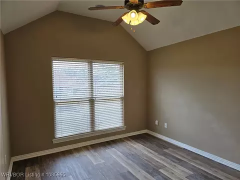 Bedroom - 1906 Yukon Dr, Barling, AR 72923 photo 1 of 2