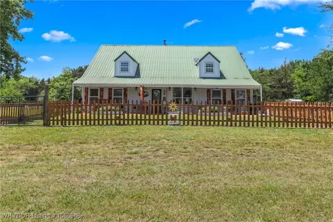 33773 Midway Rd, Poteau, OK 74953