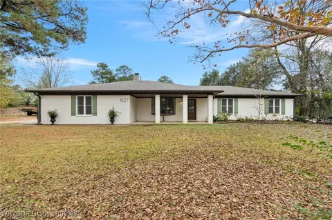 621 Orchard Vw, Alma, AR 72921