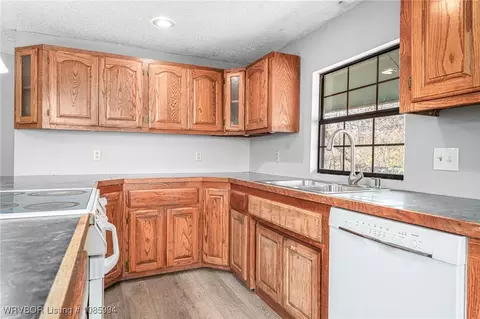 Kitchen - 306 Ellis Loop, Pocola, OK 74902 photo 3 of 3