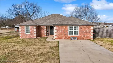 720 Line St, Dyer, AR 72935 photo 4