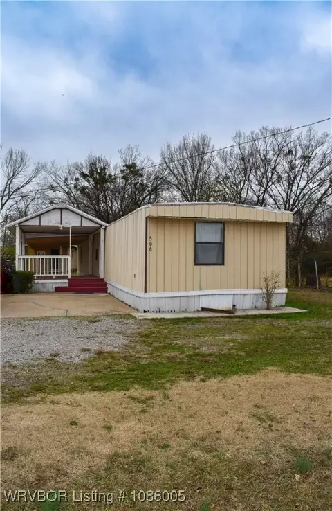 506 W Port Arthur Pl, Sallisaw, OK 74955