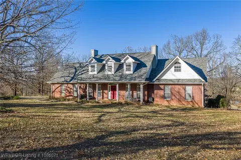1901 Red Brown Pl, Greenwood, AR 72936
