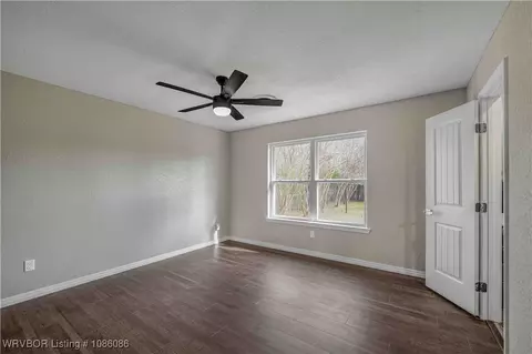 412 7th St, Barling, AR 72923 photo 15
