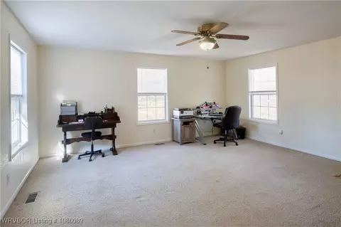 Bedroom - 409 Edwards Rd, Alma, AR 72921 photo 1 of 3