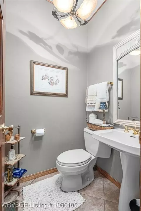 Bath - 2105 Massard Rd, Fort Smith, AR 72903 photo 5 of 7