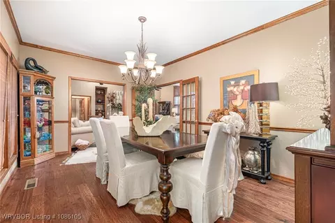 Dining - 2105 Massard Rd, Fort Smith, AR 72903 photo 2 of 4