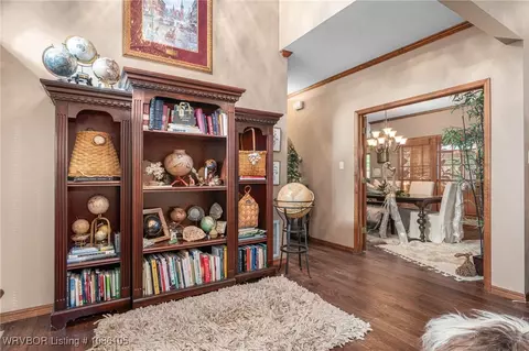 Entry Way - 2105 Massard Rd, Fort Smith, AR 72903 photo 3 of 4