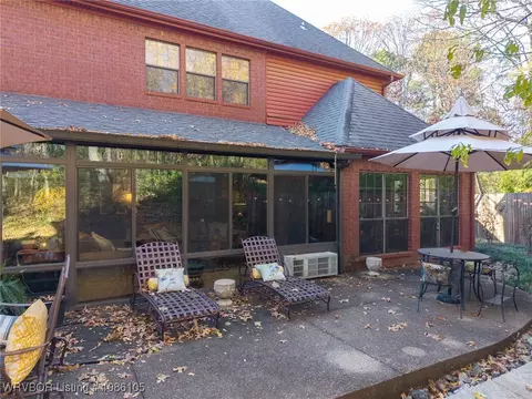 Exterior - 2105 Massard Rd, Fort Smith, AR 72903 photo 7 of 8