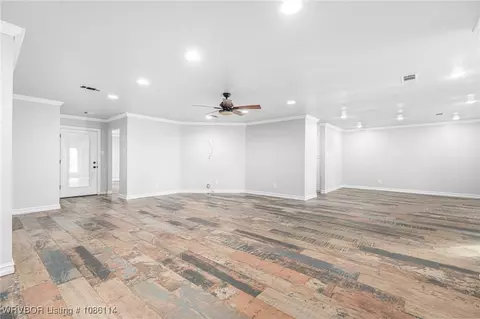 Living - 3001 S 106th Cir, Fort Smith, AR 72903 photo 5 of 7
