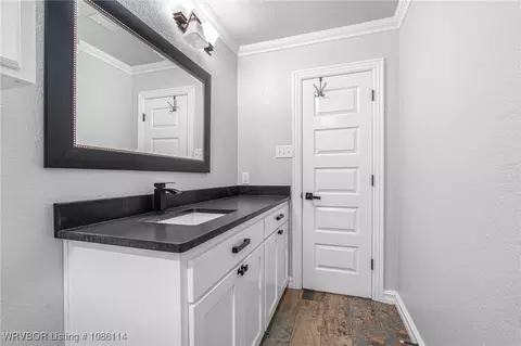 Bath - 3001 S 106th Cir, Fort Smith, AR 72903 photo 4 of 4
