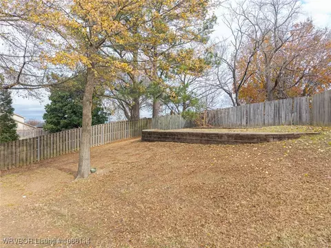 Exterior - 3001 S 106th Cir, Fort Smith, AR 72903 photo 7 of 10