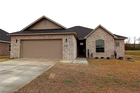 1314 Big Oak Dr, Alma, AR 72921