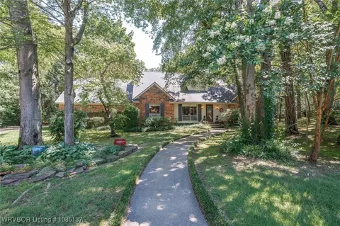3701 May Branch Ln, Fort Smith, AR 72903