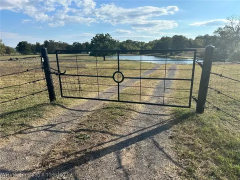 805 SE 45 Hwy, Bonanza, AR 72916