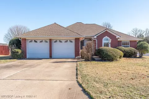 3218 Fairway Dr, Alma, AR 72921
