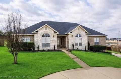 2028 W Breckenridge Ave, Sallisaw, OK 74955