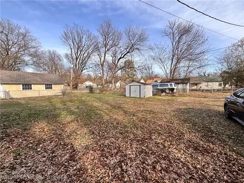 Exterior - 1214 N 34th St, Fort Smith, AR 72904 photo 7 of 13