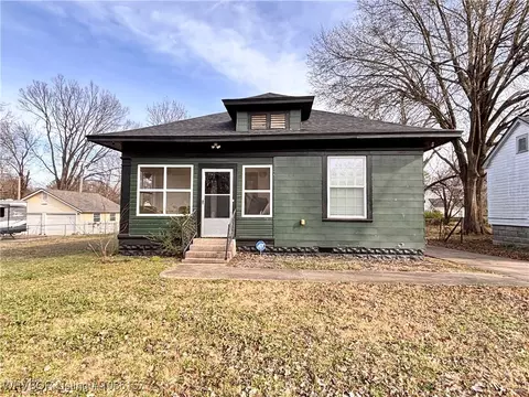 1214 N 34th St, Fort Smith, AR 72904
