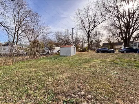 Exterior - 1214 N 34th St, Fort Smith, AR 72904 photo 5 of 13