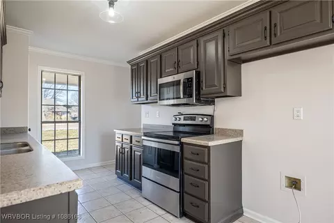 504 Honeysuckle Ln, Trumann, AR 72472 photo 8