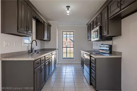 504 Honeysuckle Ln, Trumann, AR 72472 photo 10