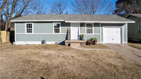 3613 Young St, Fort Smith, AR 72904