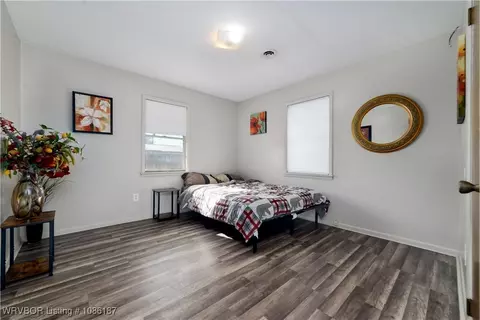 Bedroom - 1923 Utica St, Fort Smith, AR 72901 photo 2 of 3