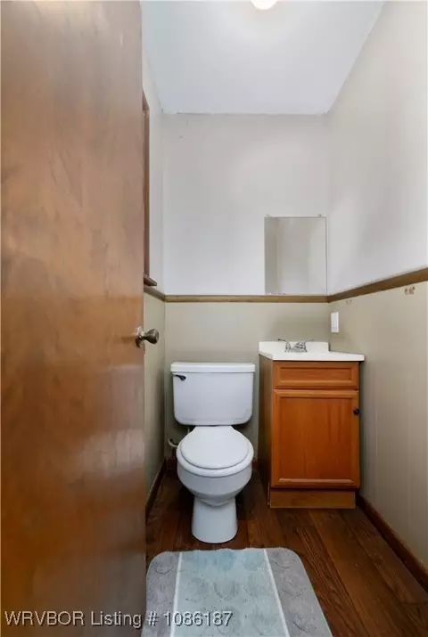 Bath - 1923 Utica St, Fort Smith, AR 72901 photo 1 of 2