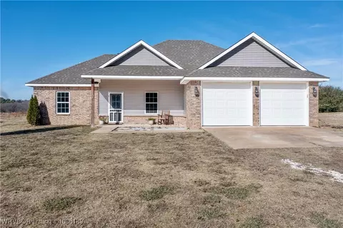 450 Stockton Ln, Muldrow, OK 74948