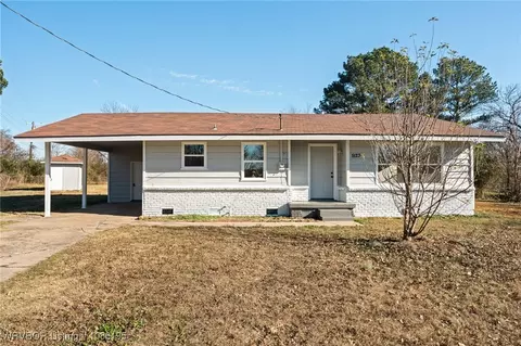 5123 Eastgate Rd, Van Buren, AR 72956