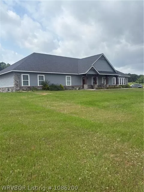 21887 Ranch Rd, Howe, OK 74940