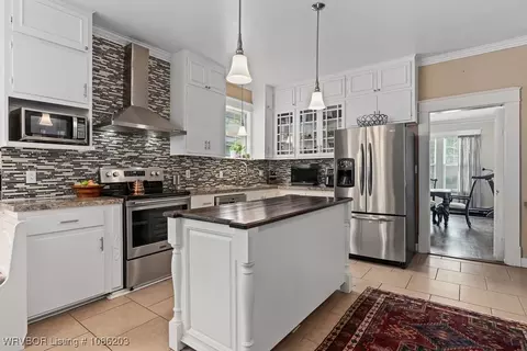 Kitchen - 1112 S 21st St, Fort Smith, AR 72901 photo 5 of 10