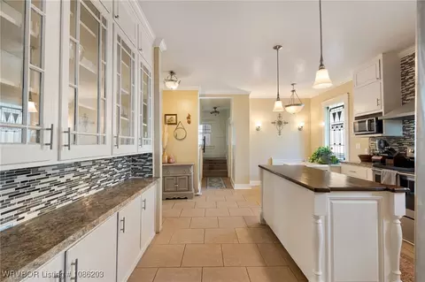 Kitchen - 1112 S 21st St, Fort Smith, AR 72901 photo 10 of 10