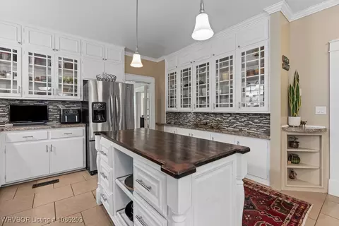 Kitchen - 1112 S 21st St, Fort Smith, AR 72901 photo 7 of 10