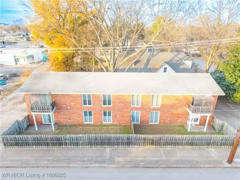 501 May Ave, Fort Smith, AR 72901 photo 3