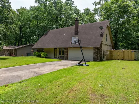 3232 Edinburgh Dr, Fort Smith, AR 72908 photo 2