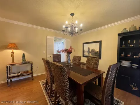 Dining - 7715 Camelot Cir, Fort Smith, AR 72903 photo 3 of 6