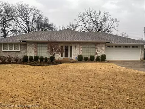 7715 Camelot Cir, Fort Smith, AR 72903